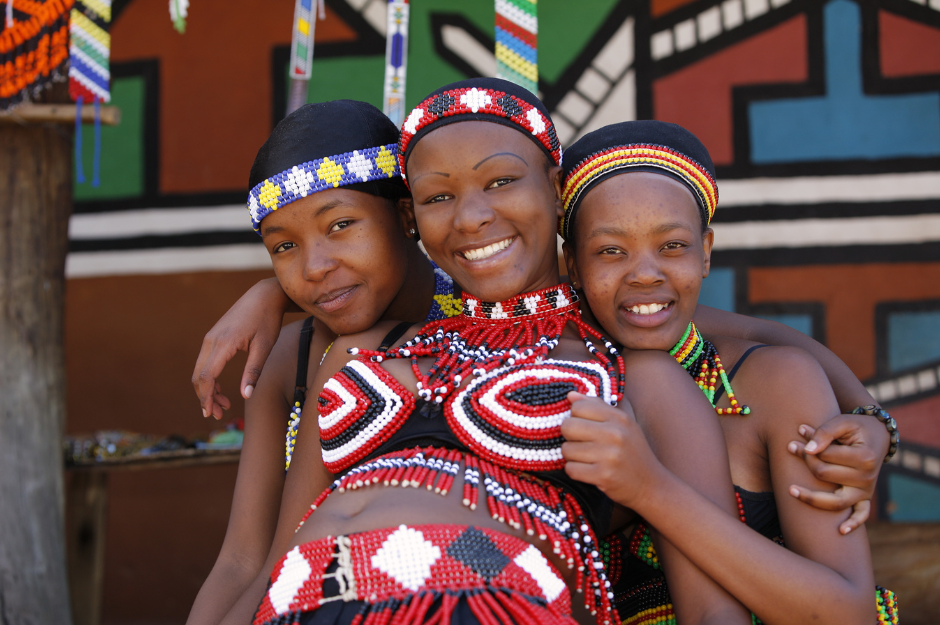Young women from an Endelea programme